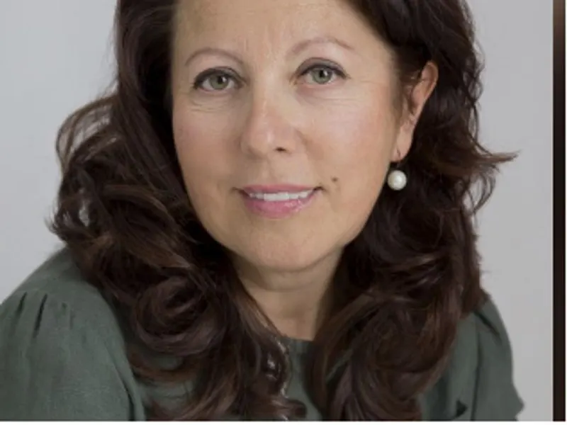 About — Irina Shulman professional headshot